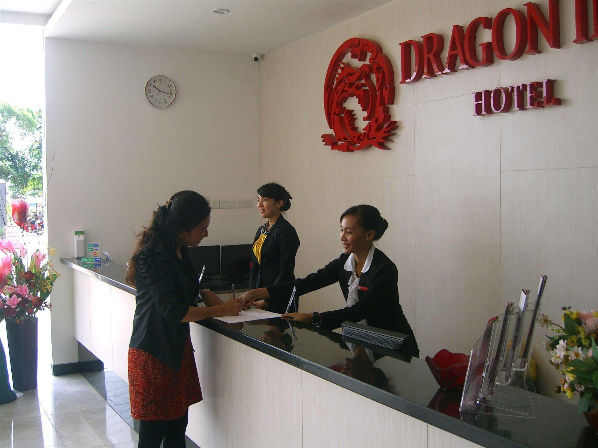 Dragon Inn Κεντάρι Εξωτερικό φωτογραφία